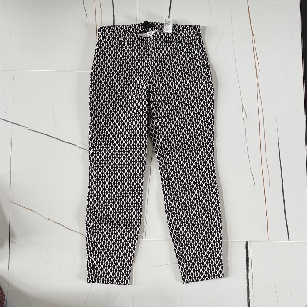 H&M Monochrome Geometric Pants